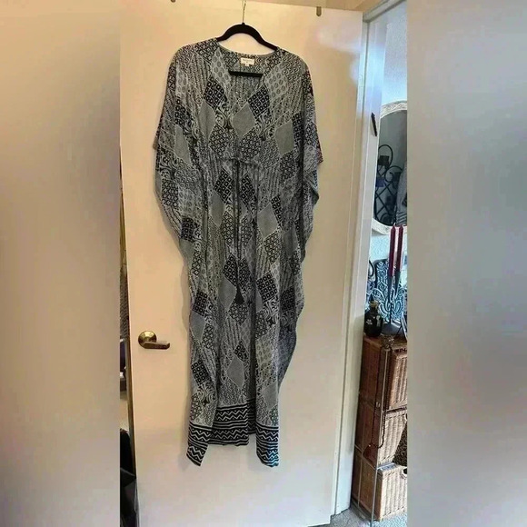 Cost Plus World Market Kaftan - Picture 1 of 5